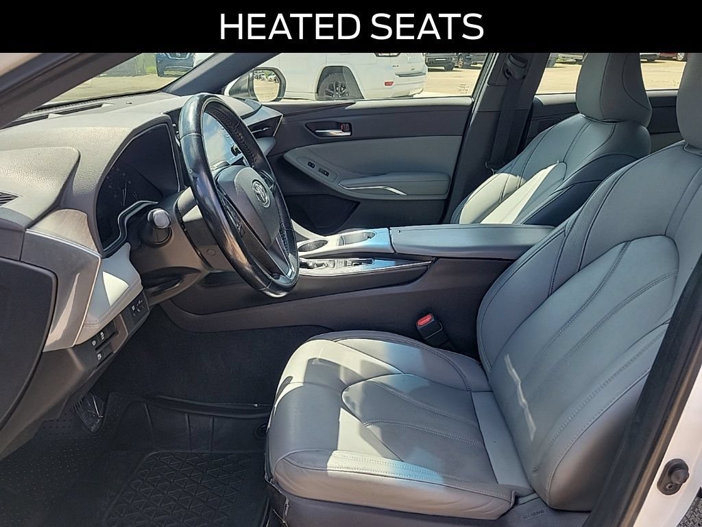 Used 2019 Toyota Avalon XLE w/ Moonroof Package FWD image 16