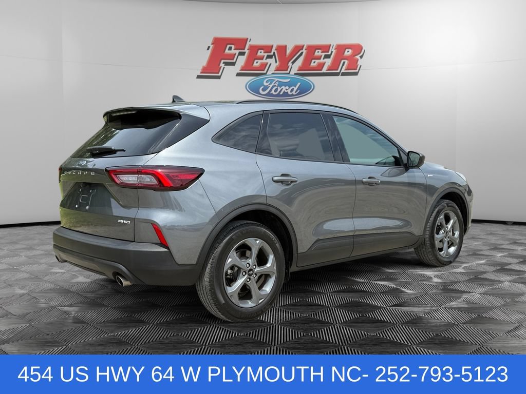 Certified 2025 Ford Escape ST-Line AWD/4WD image 5
