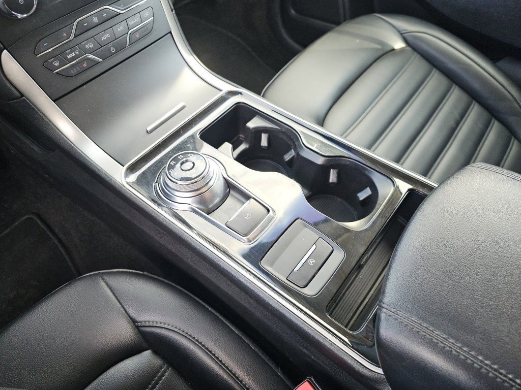 Certified 2020 Ford Edge SEL w/ Convenience Package image 30