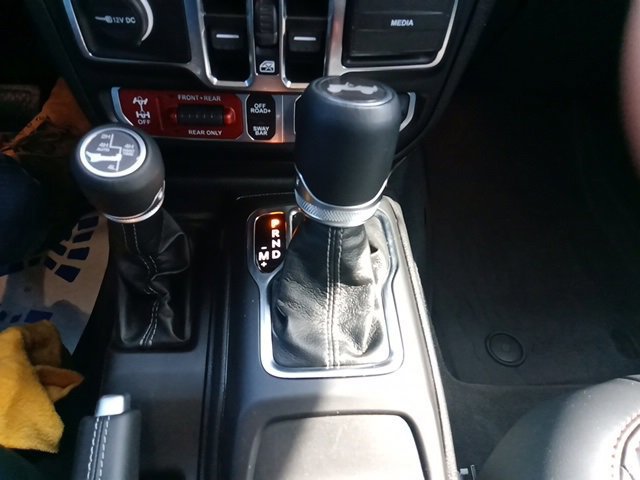 Used 2024 Jeep Wrangler Unlimited Rubicon image 20