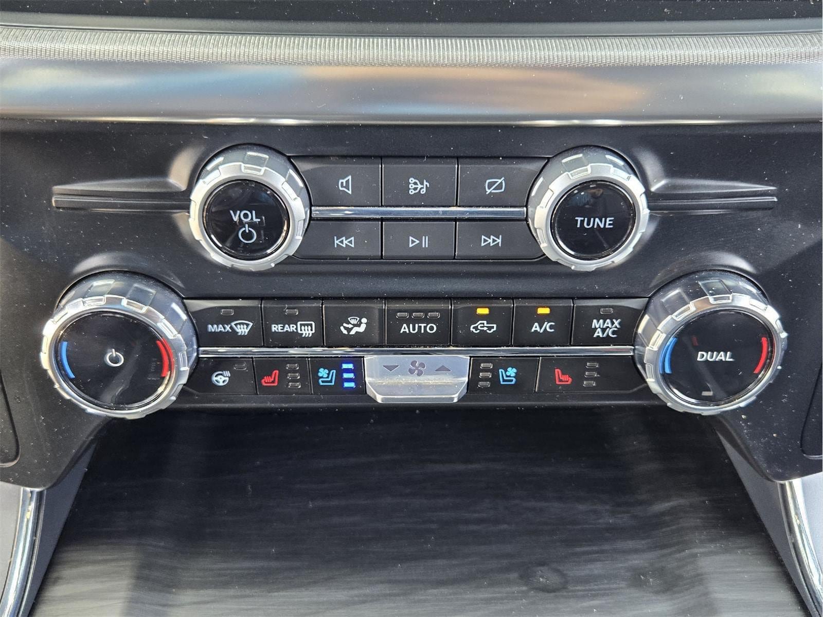 Certified 2024 Ford F150 Lariat AWD/4WD image 18