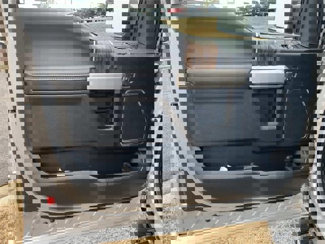 Certified 2019 Ford F150 Lariat w/ Equipment Group 502A Luxury image 51