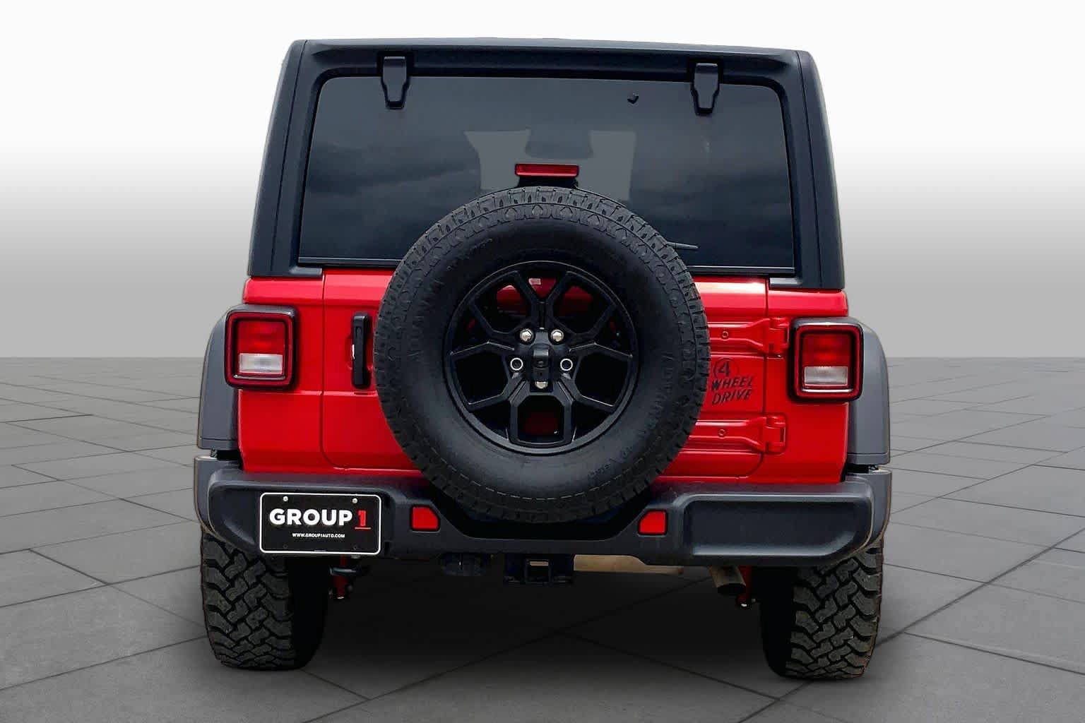 Used 2025 Jeep Wrangler Unlimited Sport AWD/4WD image 5