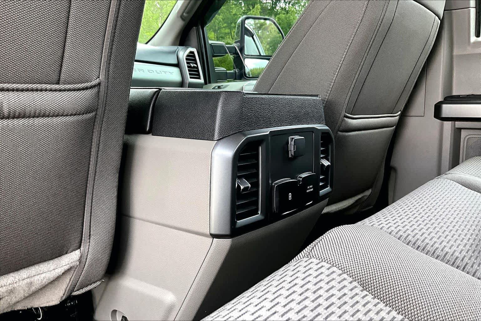 Certified 2021 Ford F250 XLT w/ XLT Premium Package AWD/4WD image 36