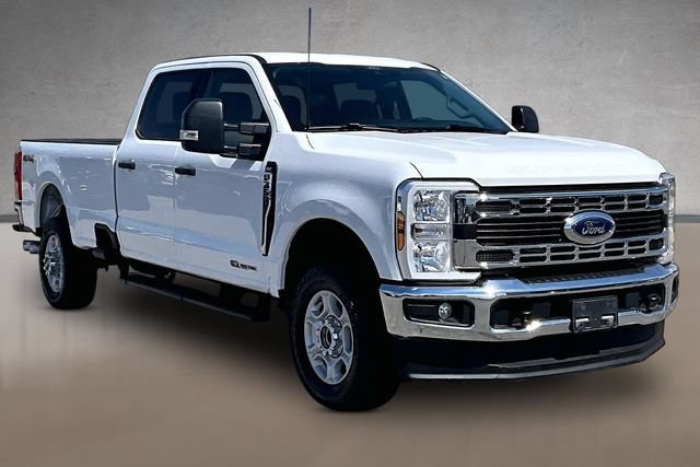 Certified 2025 Ford F350 XLT AWD/4WD image 8