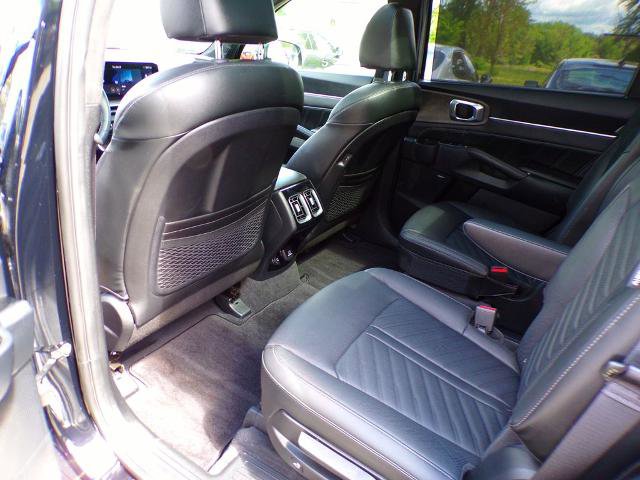 Used 2025 Kia Sorento SX Prestige AWD/4WD image 18