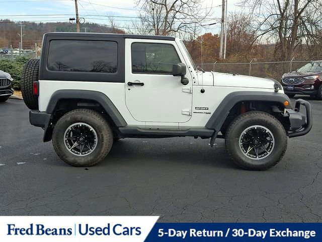 Used 2018 Jeep Wrangler Sport image 9