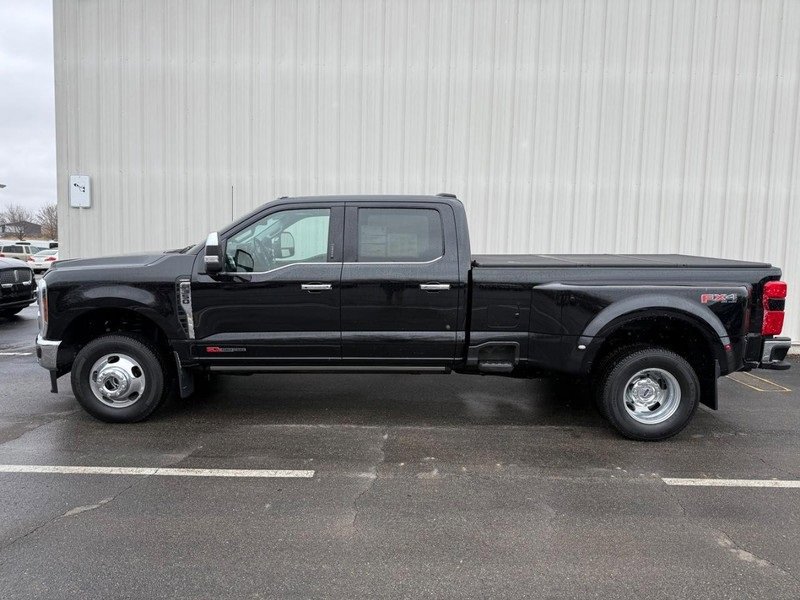 Certified 2024 Ford F350 Lariat w/ Lariat Ultimate Package image 2