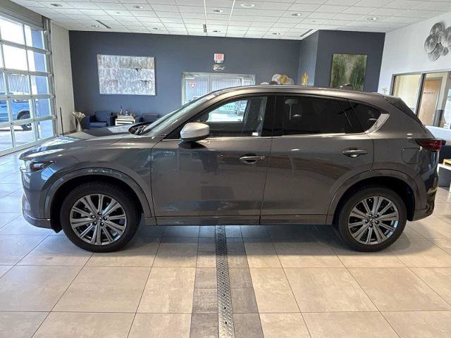 Used 2024 MAZDA CX-5 Signature image 2