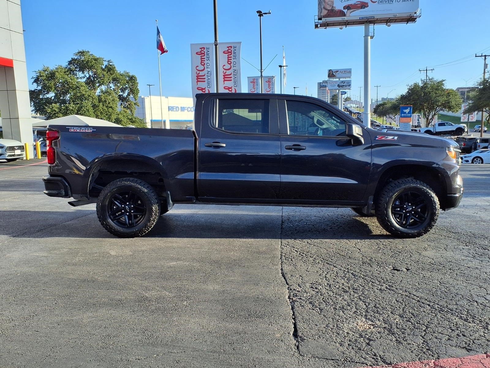 Used 2024 Chevrolet Silverado 1500 Custom Trail Boss AWD/4WD image 5