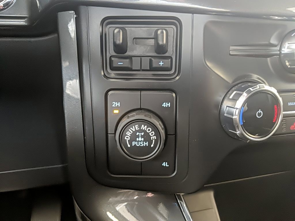 Certified 2022 Ford F150 XLT w/ Equipment Group 302A High image 21