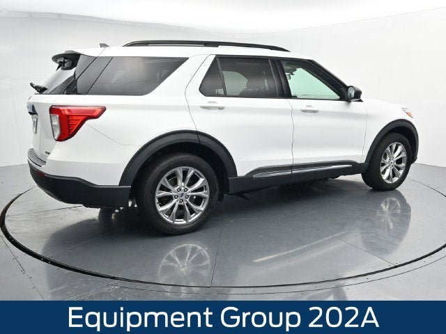 Certified 2021 Ford Explorer XLT w/ Equipment Group 202A AWD/4WD image 11