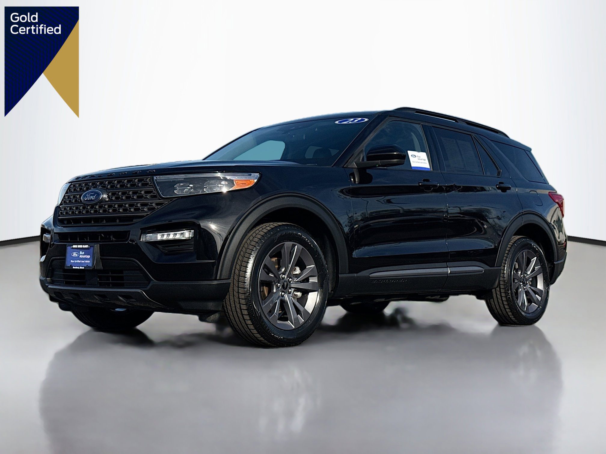 Certified 2023 Ford Explorer XLT w/ Equipment Group 202A image 1