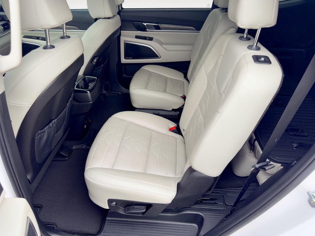 Used 2022 Kia Telluride SX w/ SX Prestige Package AWD/4WD image 25