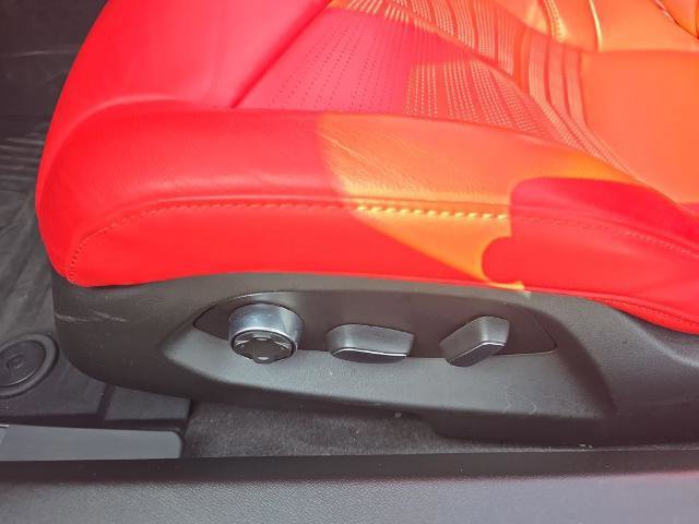 Used 2023 Chevrolet Corvette Stingray w/ Z51 Performance Package image 28