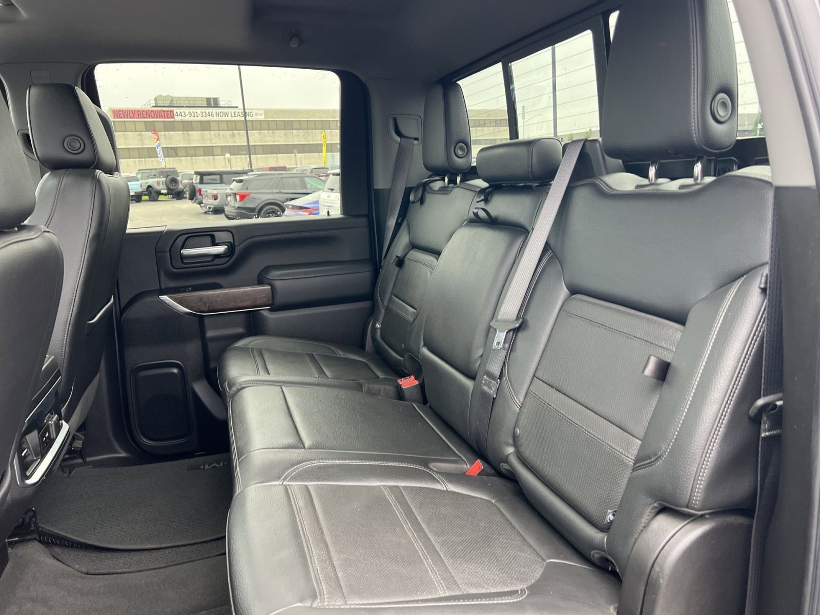 Used 2022 GMC Sierra 2500 Denali w/ Denali Ultimate Package AWD/4WD image 33