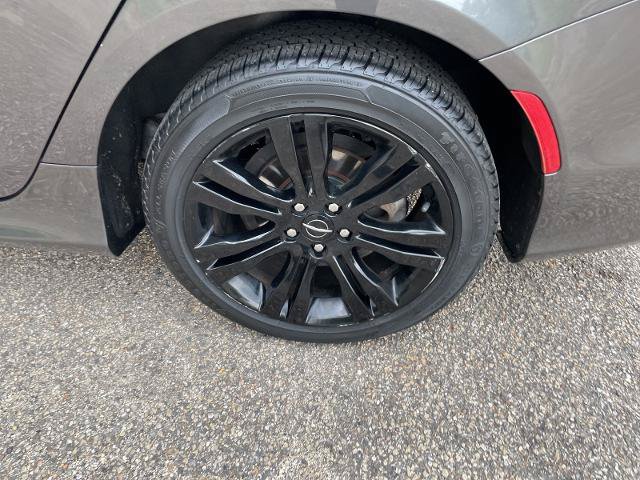 Used 2017 Chrysler 200 LX w/ Dark Appearance Package FWD image 31