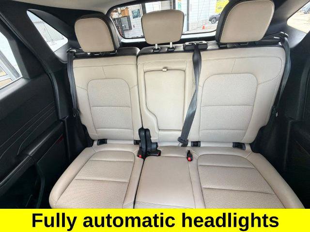 Certified 2022 Ford Escape Titanium AWD/4WD image 14