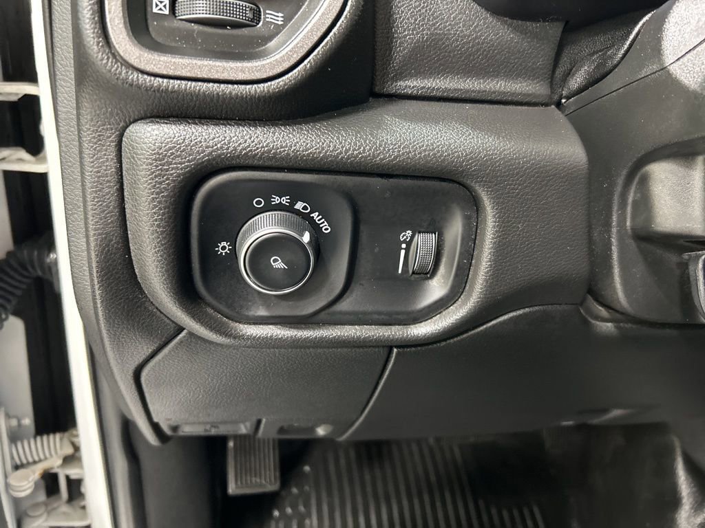 Used 2022 RAM 2500 Tradesman w/ Protection Group image 13