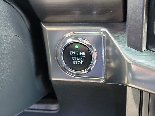 Certified 2023 Ford F150 Lariat w/ Equipment Group 502A High image 19