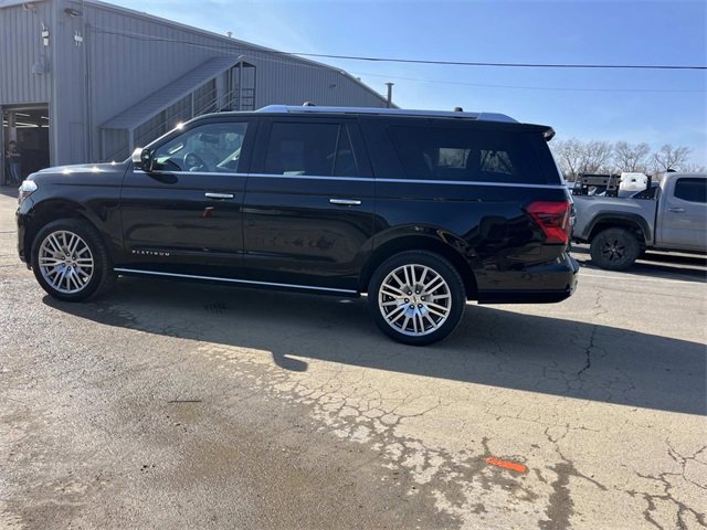 Certified 2023 Ford Expedition Max Platinum image 6