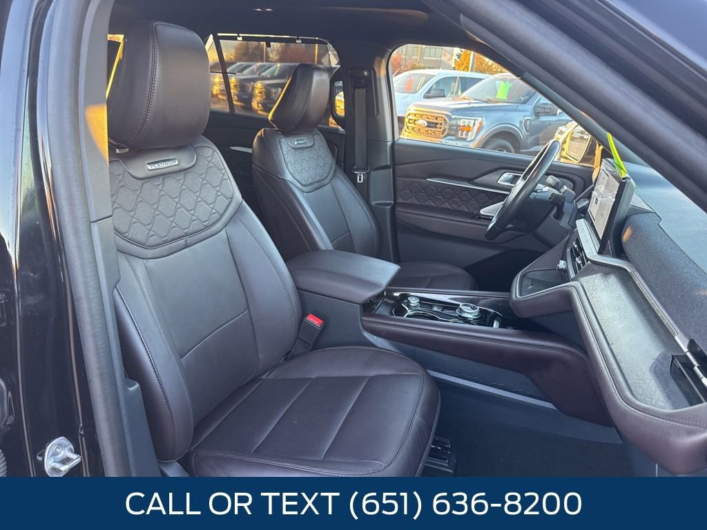 Certified 2025 Ford Explorer Platinum w/ Ultimate Package image 43
