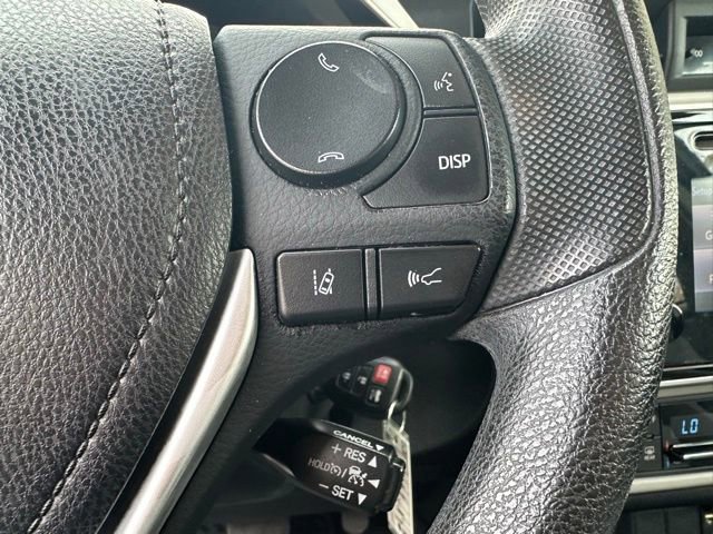 Used 2017 Toyota Corolla LE image 19