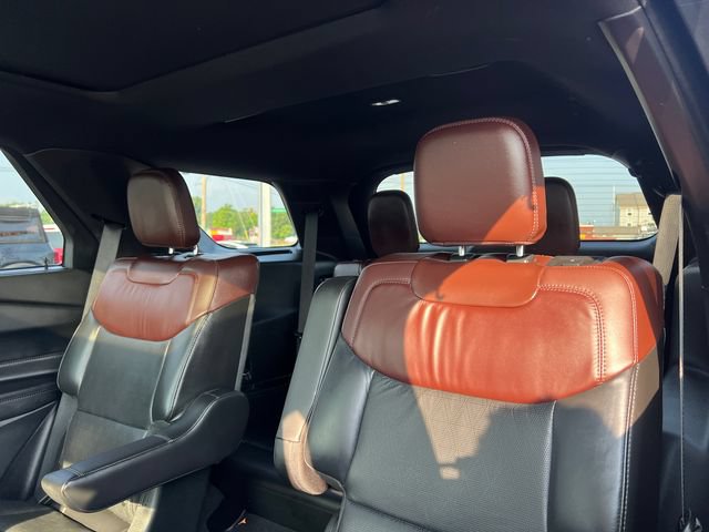 Certified 2023 Ford Explorer Platinum w/ Technology Package AWD/4WD image 28
