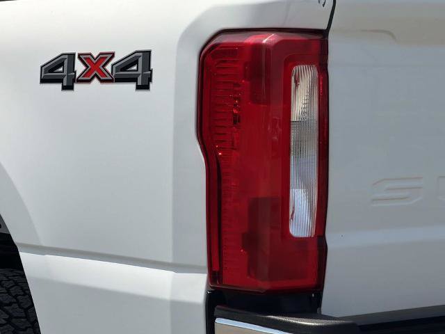 Certified 2025 Ford F250 XLT AWD/4WD image 9