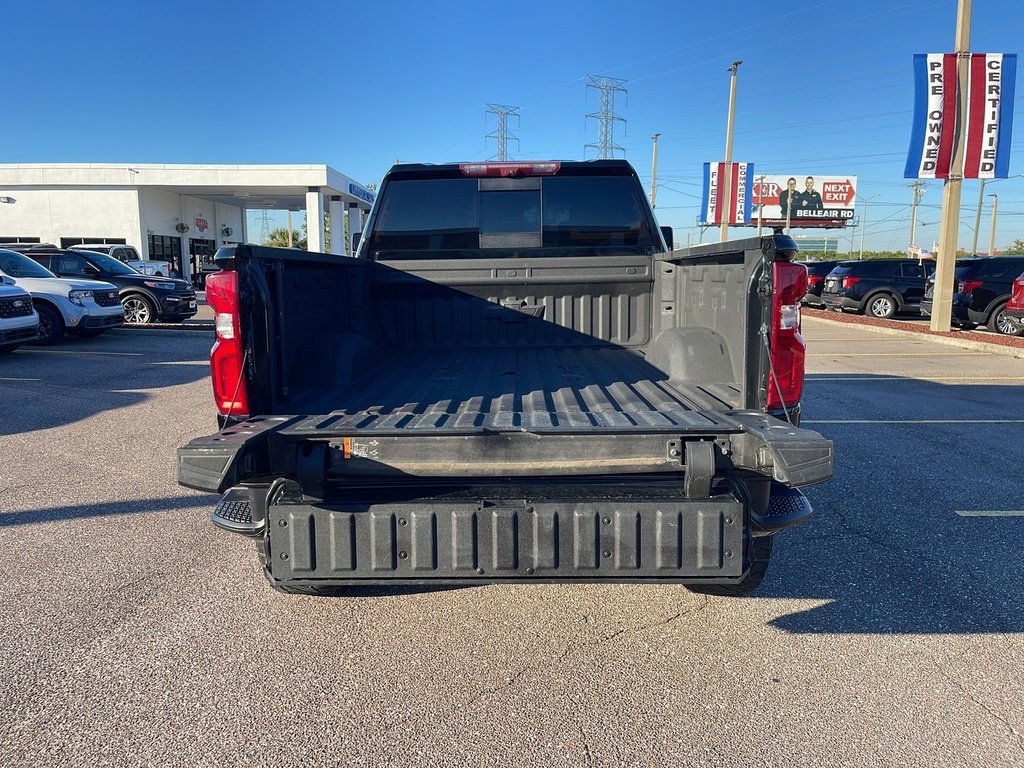 Used 2024 Chevrolet Silverado 2500 LTZ w/ LTZ Plus Package image 9