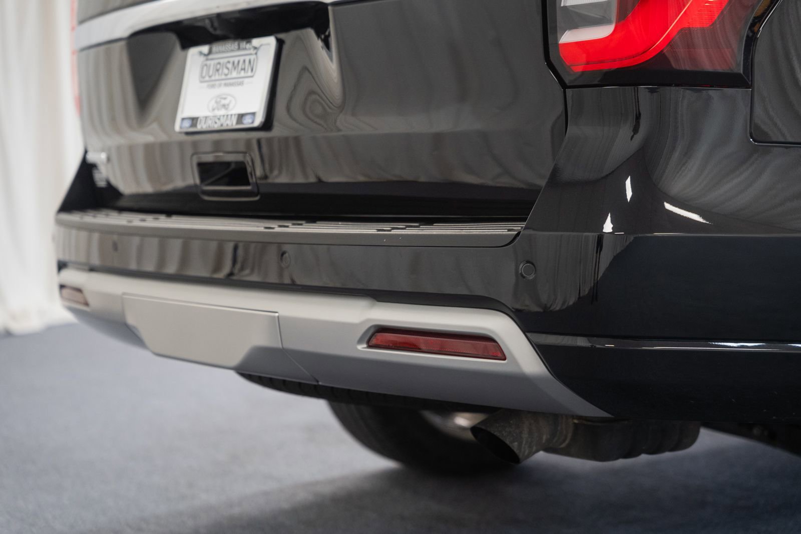Certified 2023 Ford Expedition Platinum AWD/4WD image 8