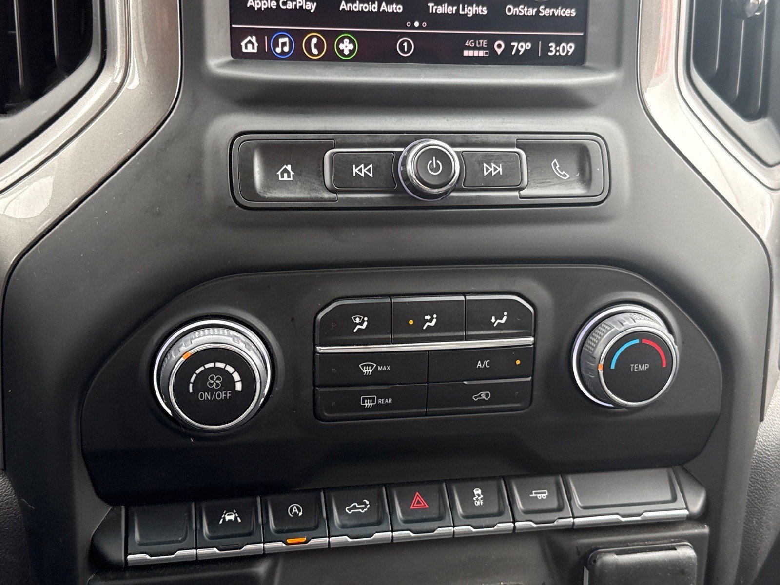 Used 2025 Chevrolet Silverado 1500 Custom RWD image 19