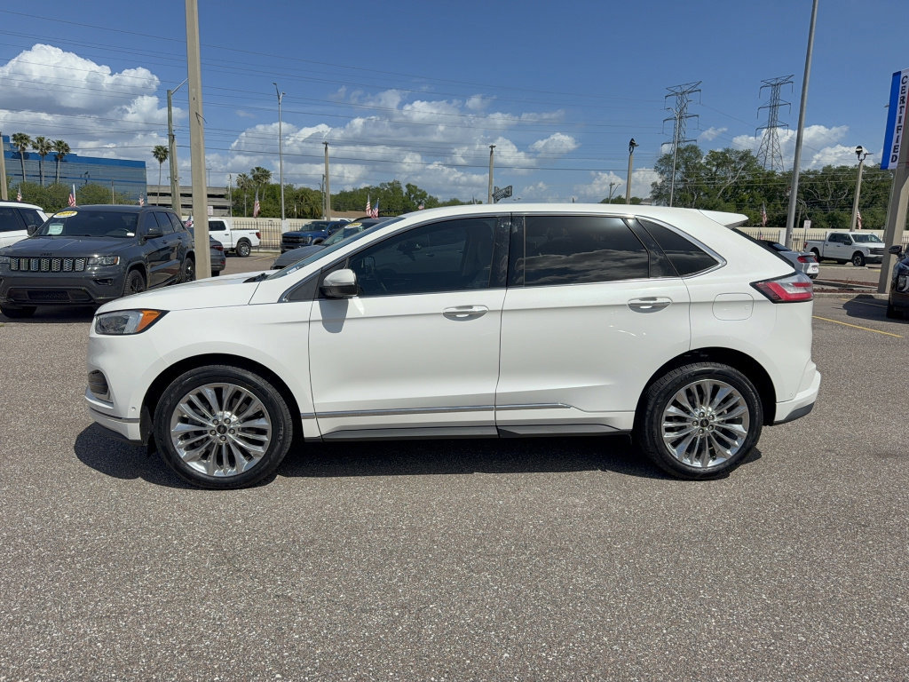 Certified 2021 Ford Edge Titanium w/ Equipment Group 301A image 4