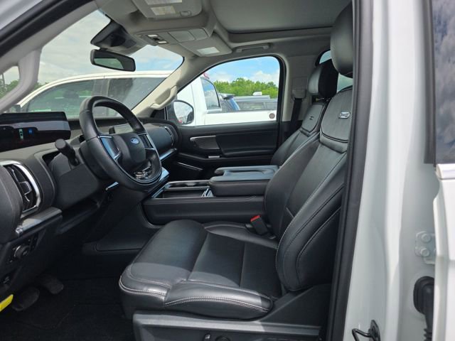 Certified 2025 Ford Expedition Platinum AWD/4WD image 8