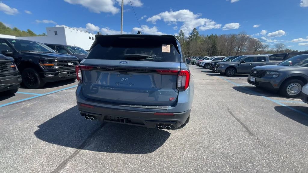 Certified 2025 Ford Explorer ST AWD/4WD image 19