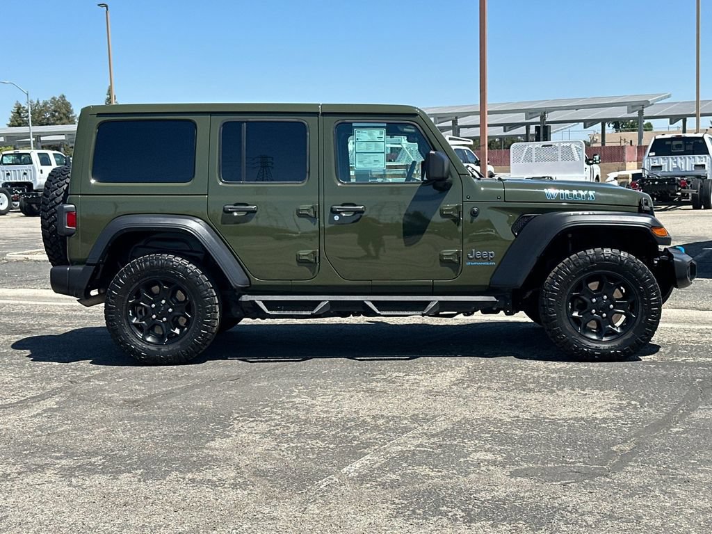 Used 2023 Jeep Wrangler Unlimited AWD/4WD image 2