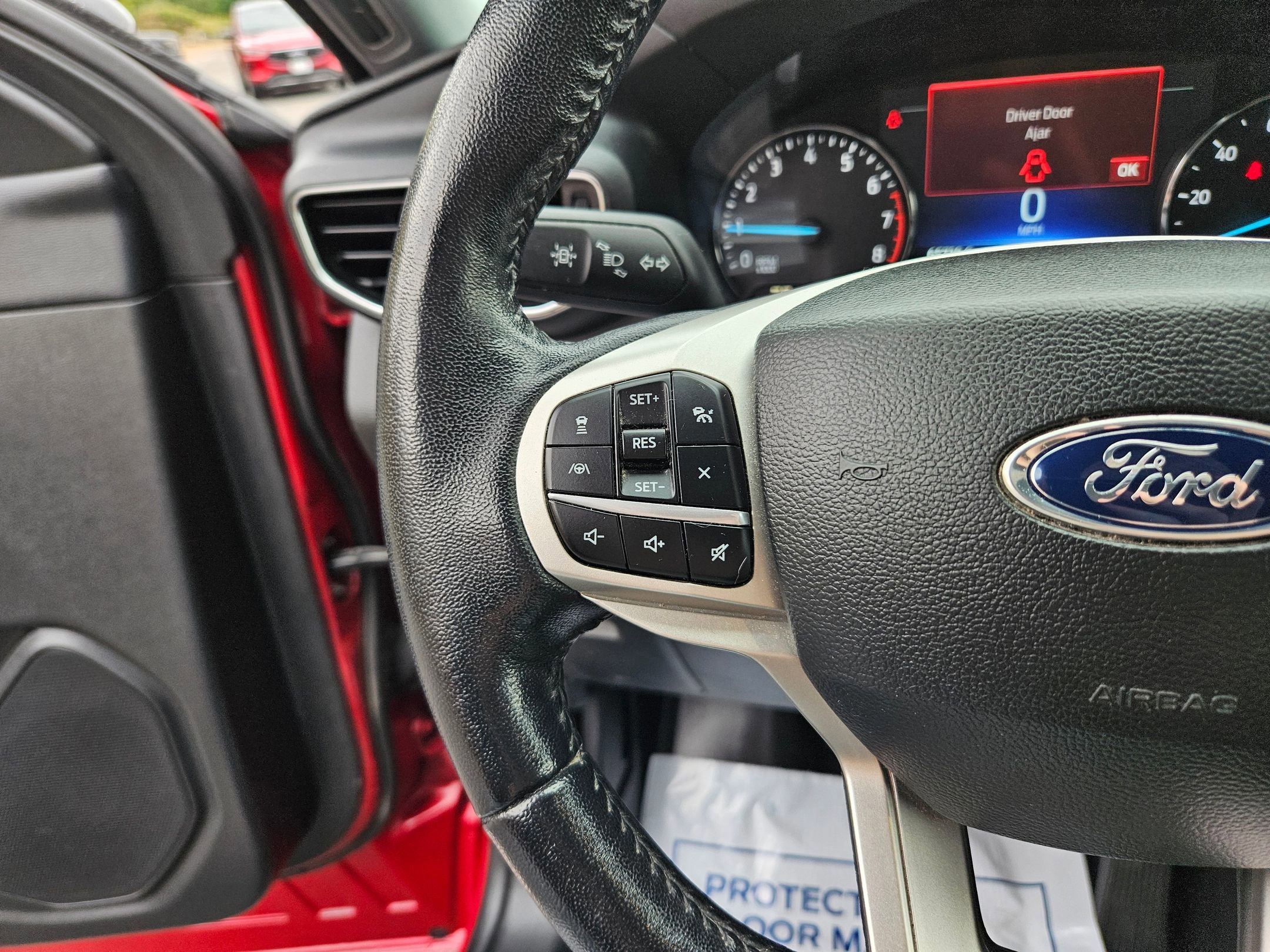 Certified 2022 Ford Explorer XLT w/ Equipment Group 202A image 10