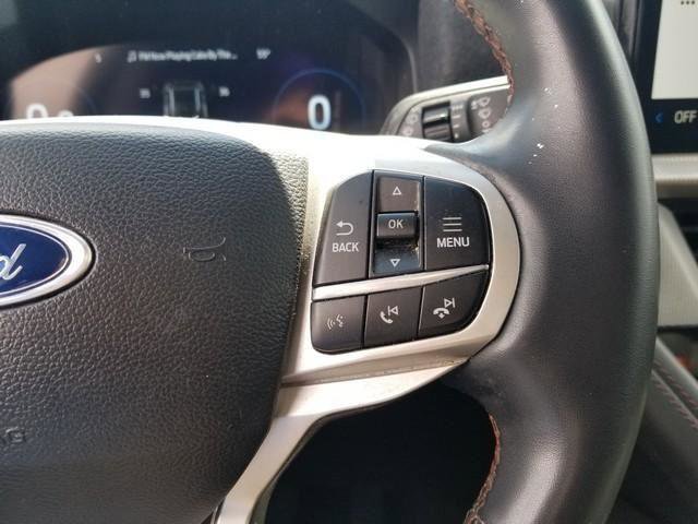 Certified 2025 Ford Explorer Active AWD/4WD image 24