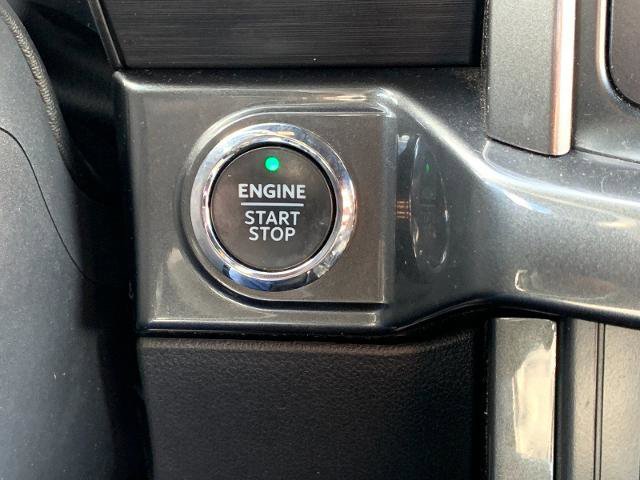 Certified 2022 Ford F150 XLT w/ Equipment Group 302A High image 20