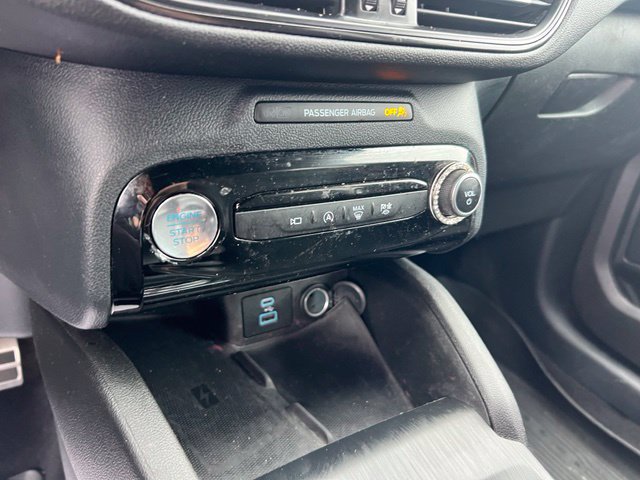 Certified 2023 Ford Escape ST-Line Select w/ Tech Pack #2 AWD/4WD image 17