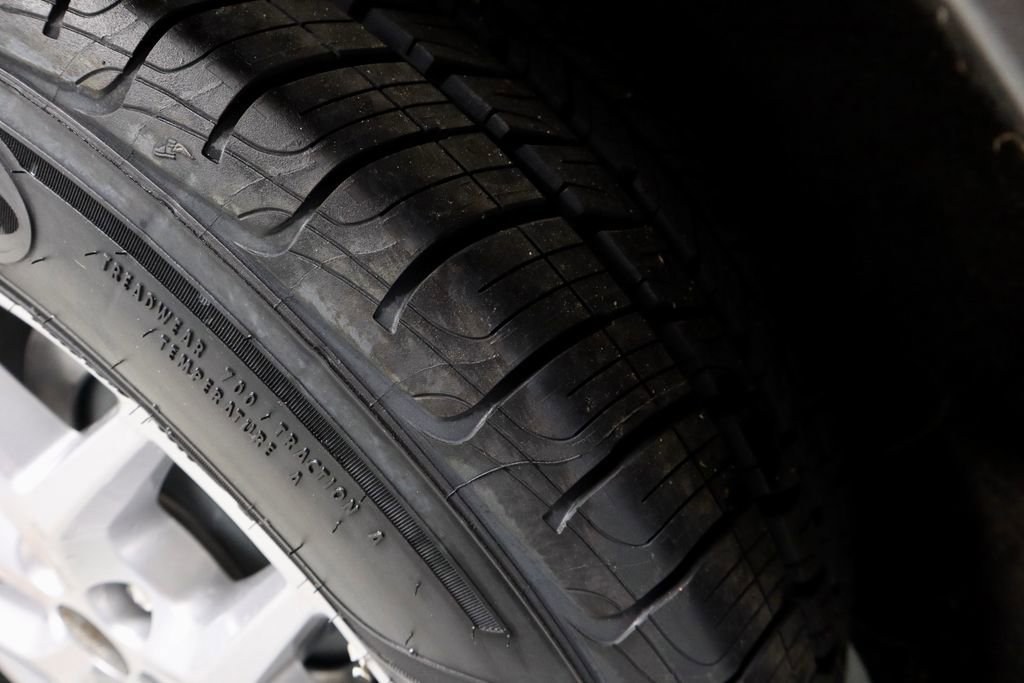 Certified 2024 Ford Edge SEL image 20