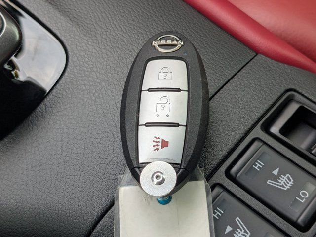 Used 2024 Nissan Z Performance w/ Floor Mat Package RWD image 25