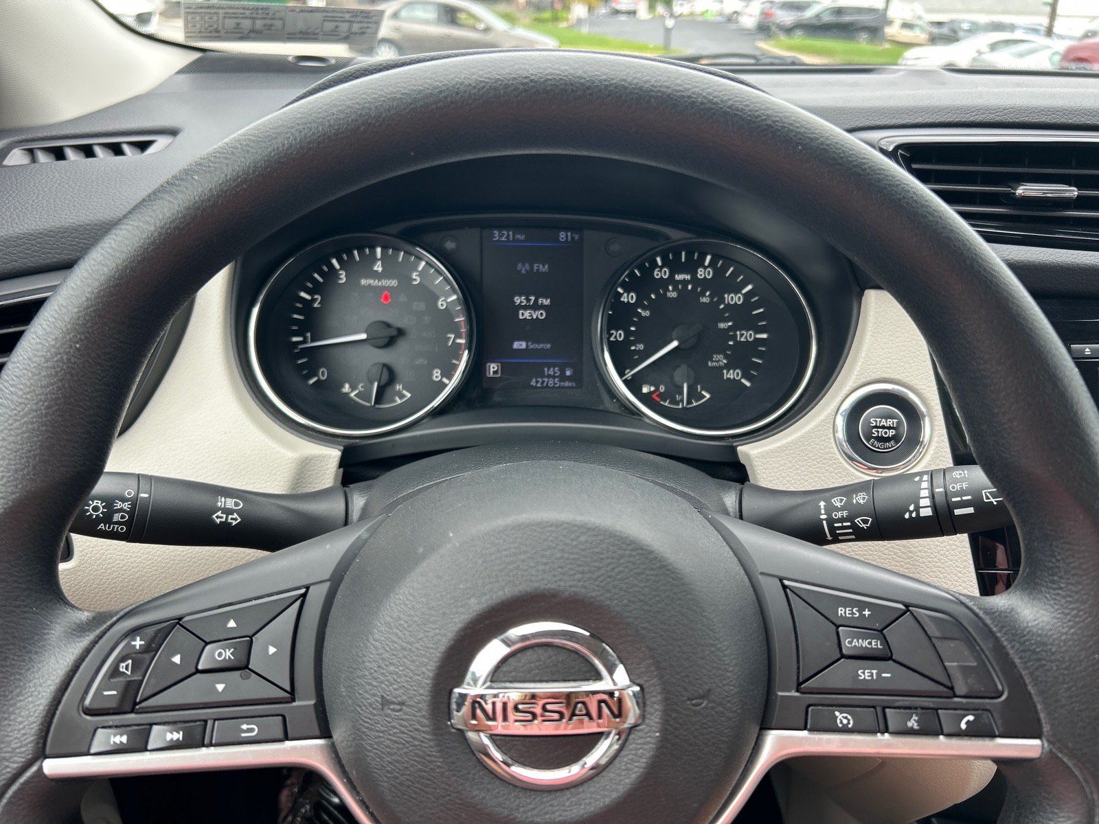 Used 2020 Nissan Rogue Sport SV AWD/4WD image 21