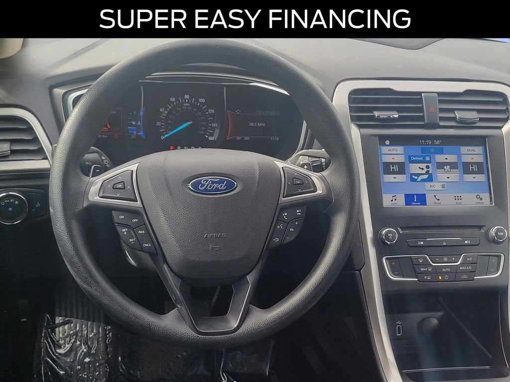 Certified 2017 Ford Fusion SE w/ Fusion SE Technology Package image 19