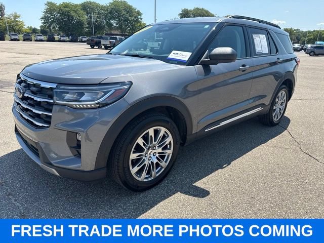 Certified 2025 Ford Explorer Active w/ Active Comfort Package AWD/4WD image 2