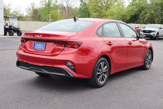Used 2024 Kia Forte LXS FWD image 3