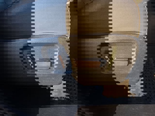 Used 2019 Toyota Highlander XLE image 33