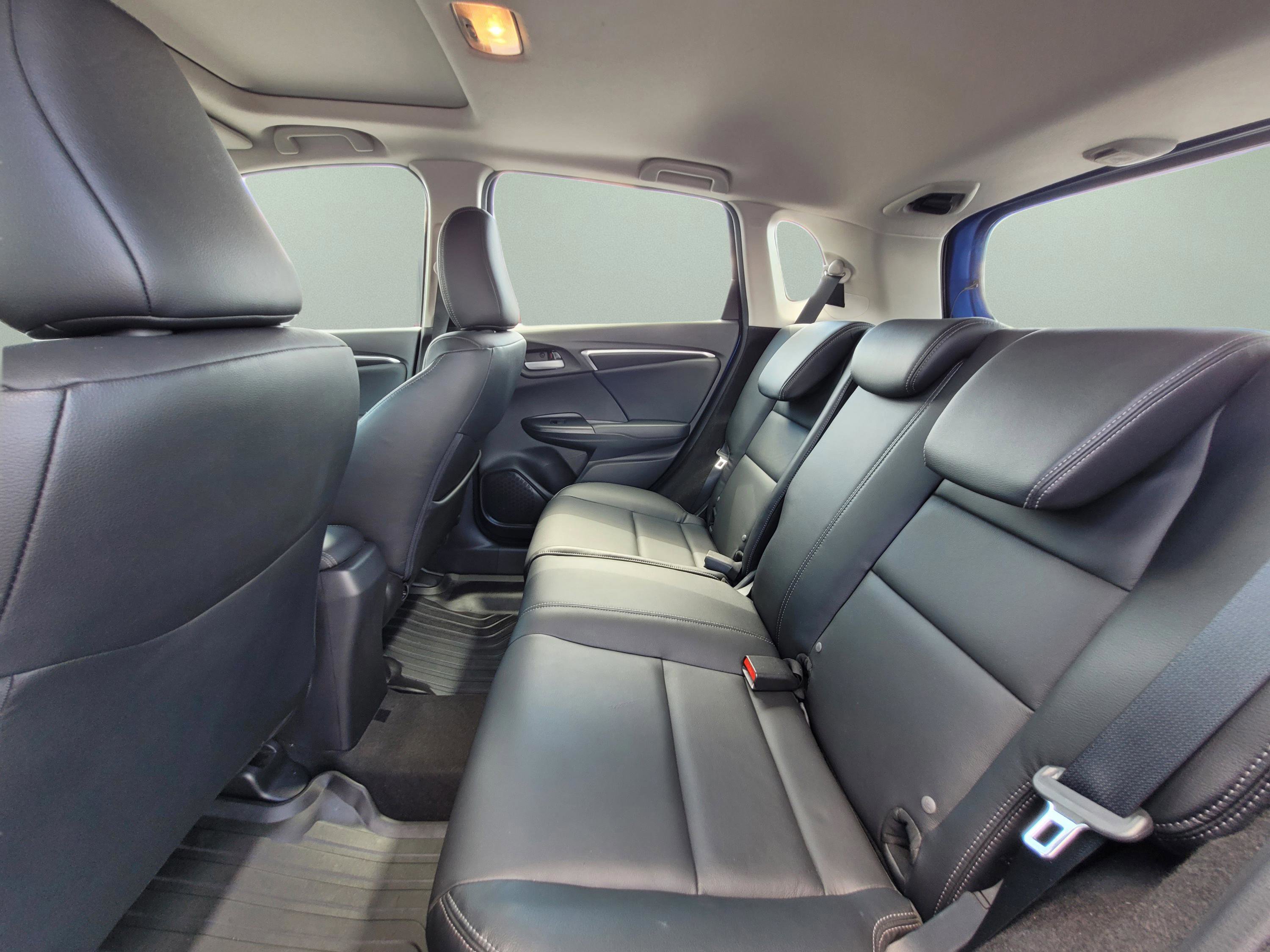 Used 2020 Honda Fit EX-L image 16