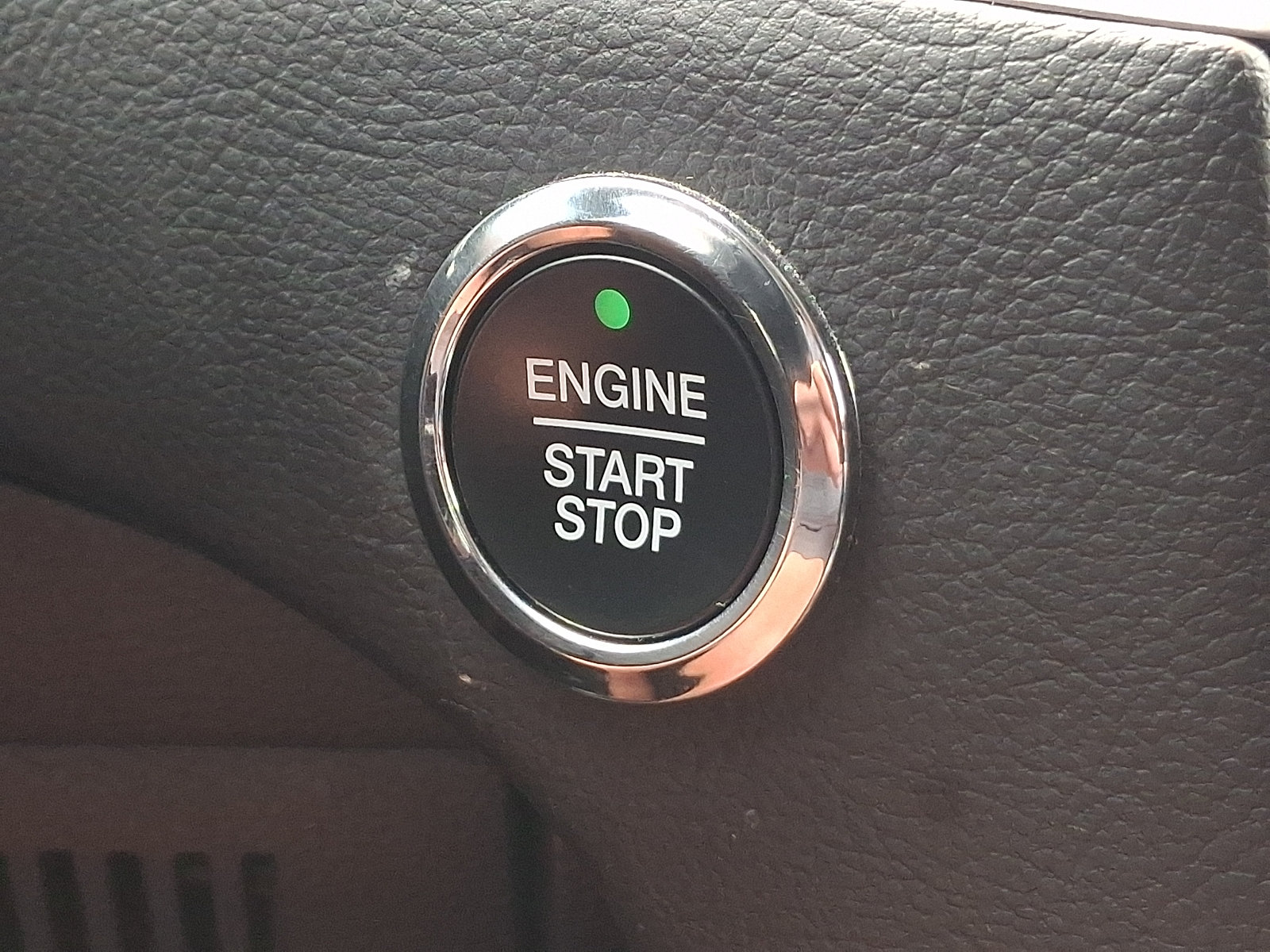 Certified 2024 Ford Edge SEL AWD/4WD image 24
