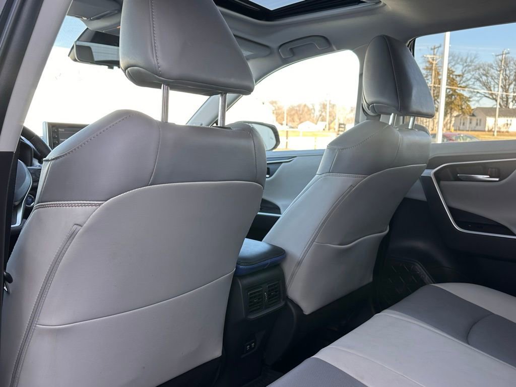 Used 2020 Toyota RAV4 Limited w/ Limited Grade Weather Package image 13